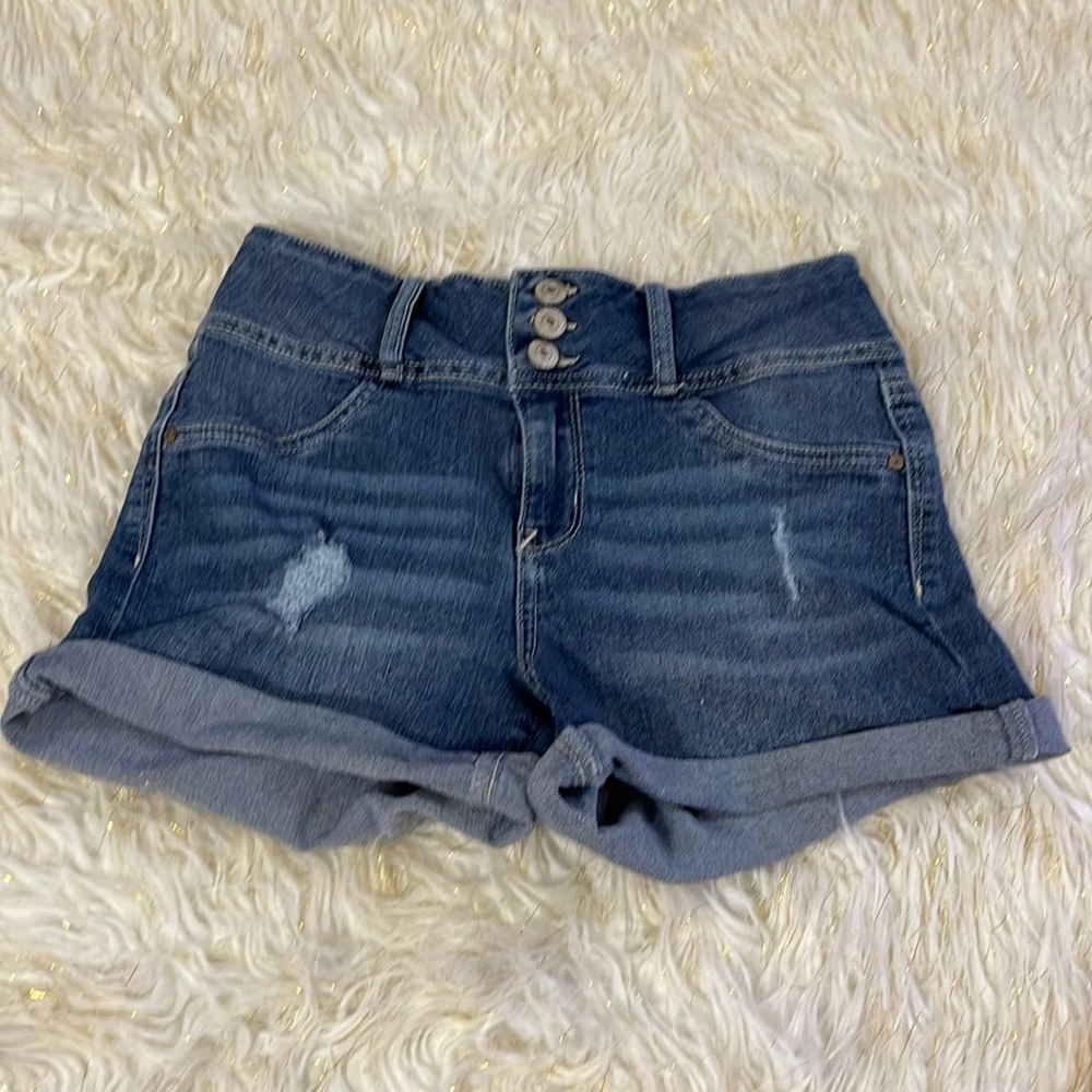 Medium rise denim shorts